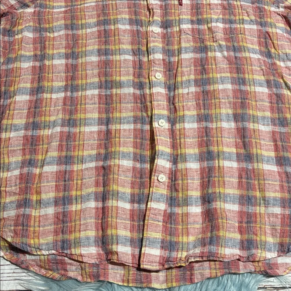 Levi's Standard Fit Red and Yellow Plaid Button Down Short Sleeve Shirt sz XL